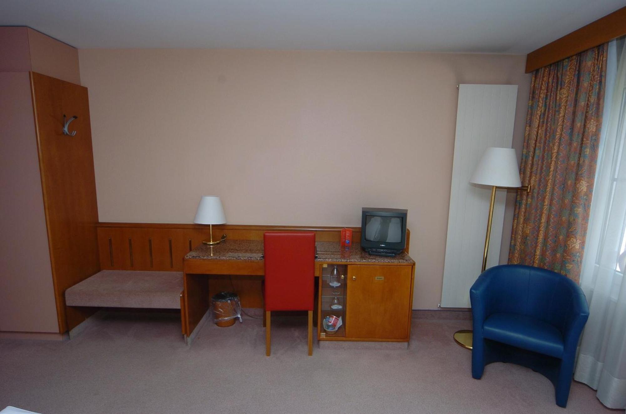 Hotel Le Cedre Bex Pokoj fotografie