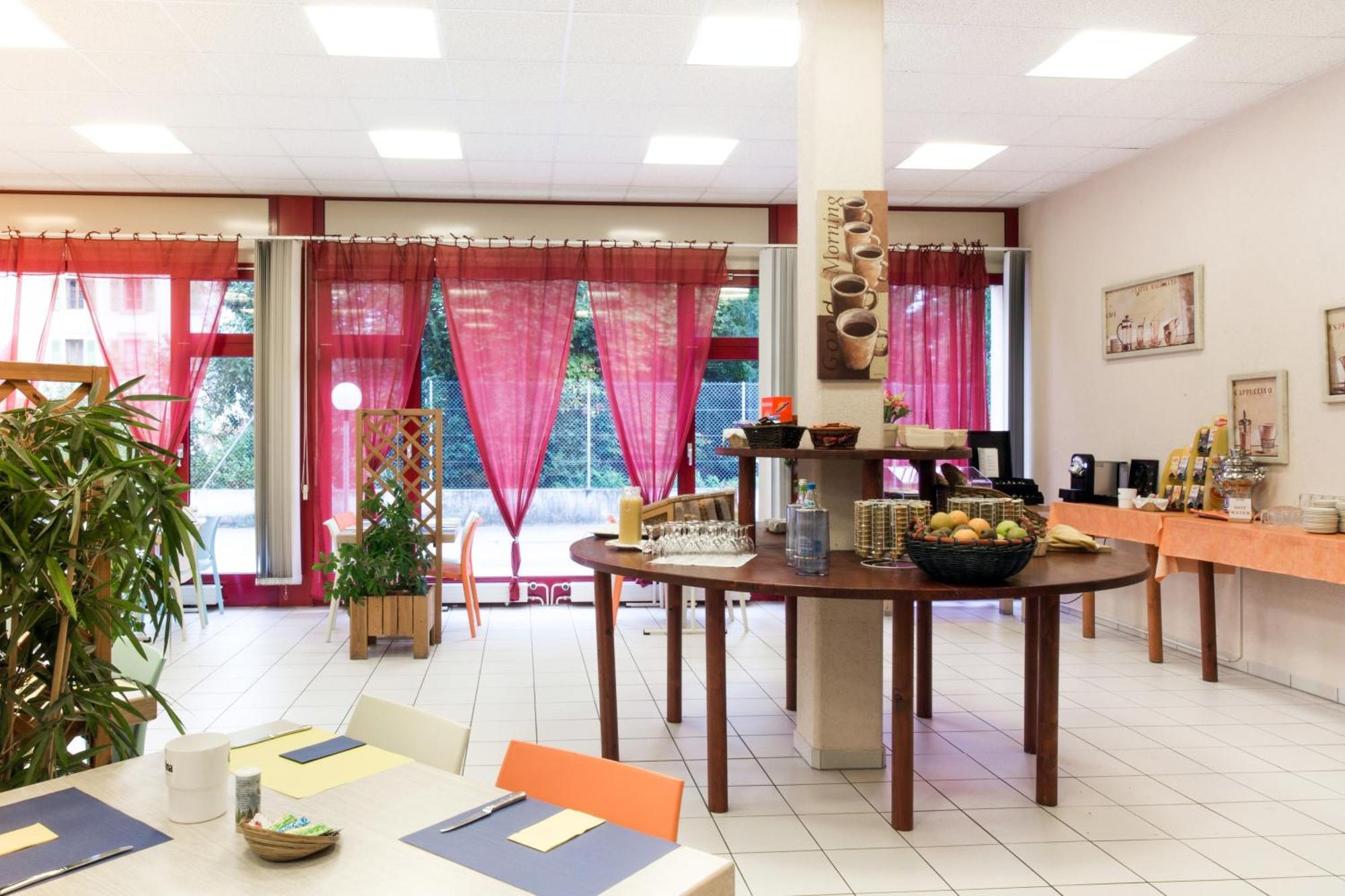 Hotel Le Cedre Bex Exteriér fotografie